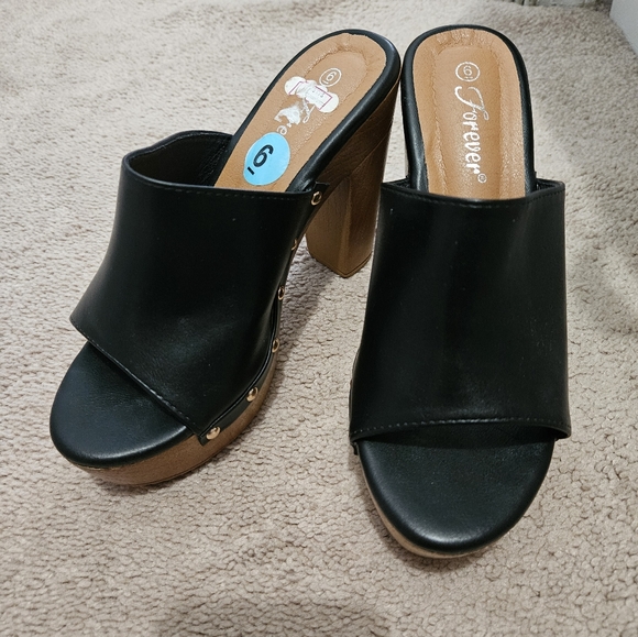 Forever Black Faux Leather Faux Wood Clog Sandals Slip-On Shoes - Picture 4 of 8